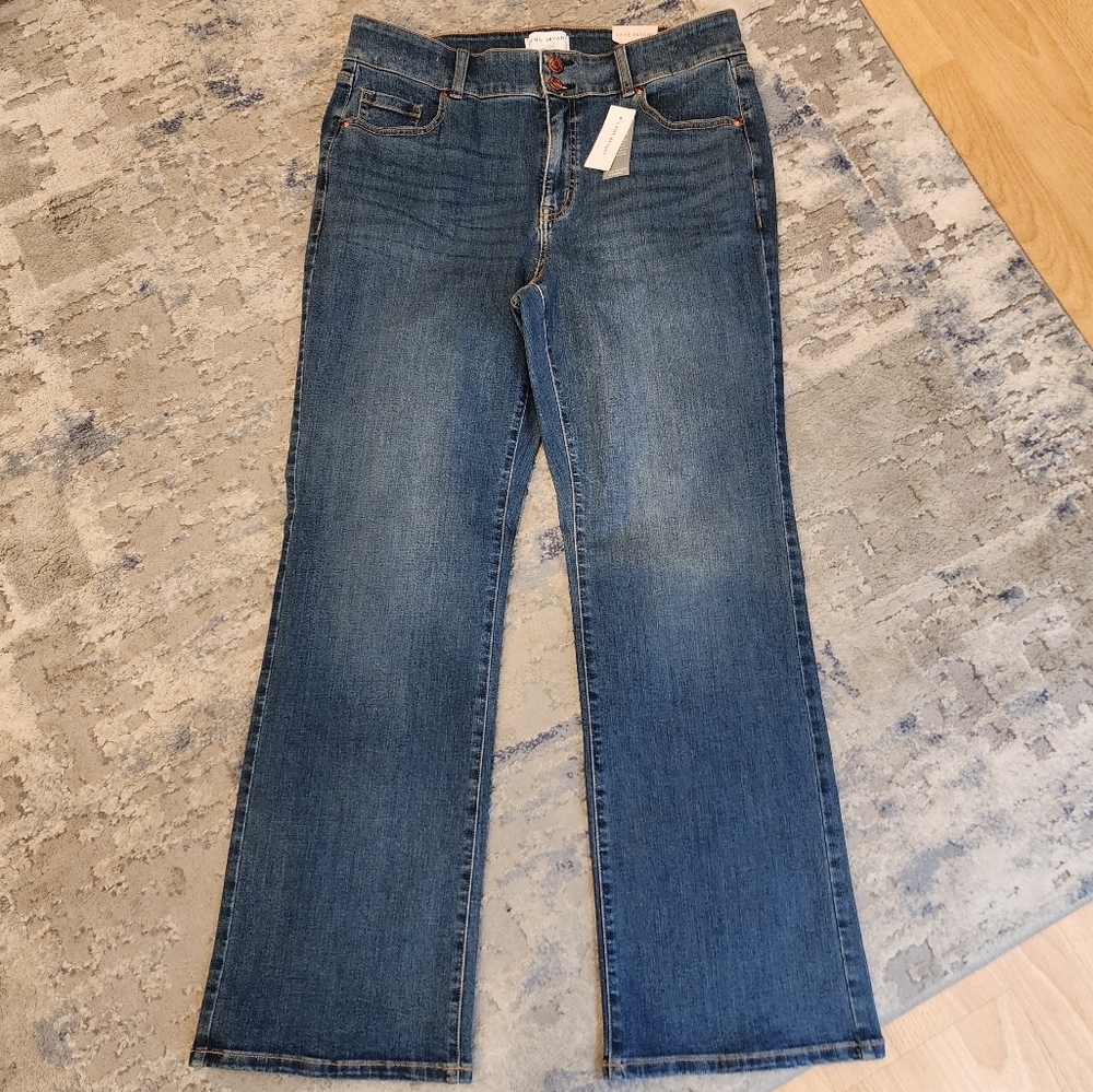 NWT Lane Bryant Tighter Tummy Bootcut Highrise Jeans Women's Size 16 Medium Wash